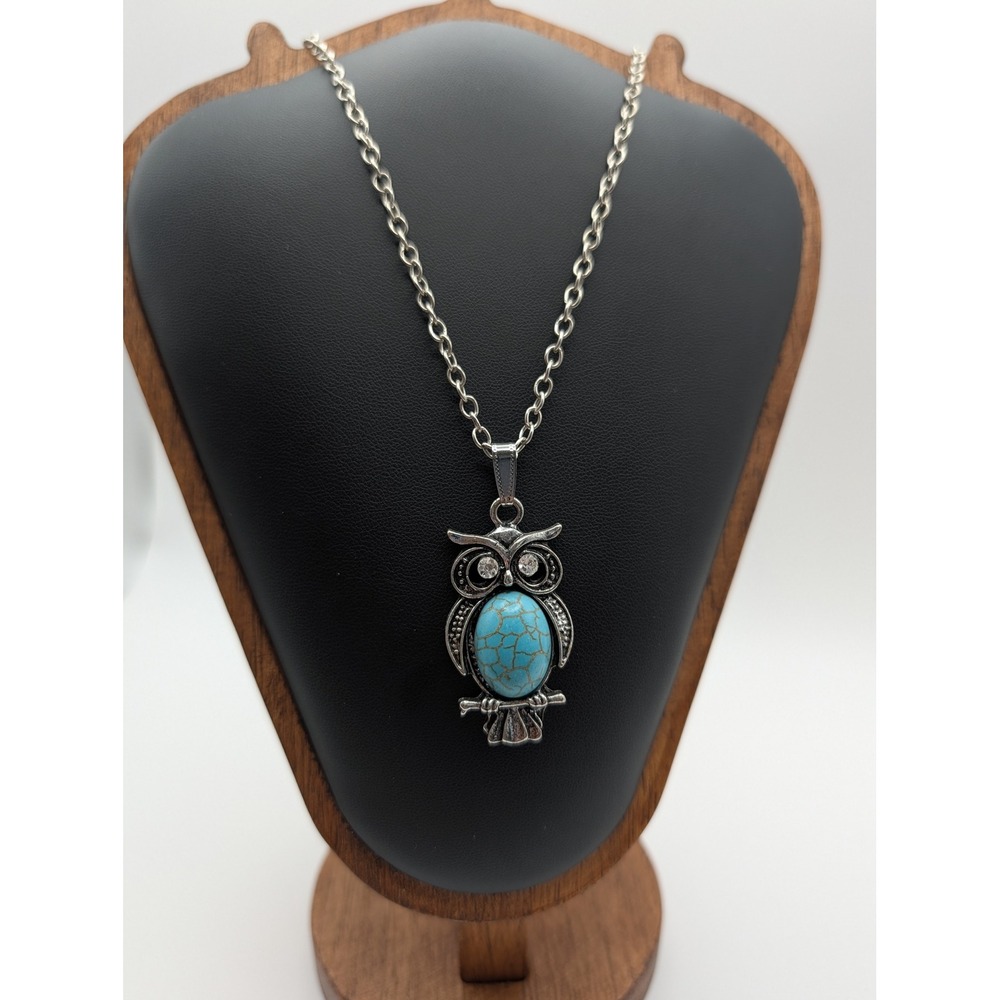 Unsigned Silver Tone Owl Pendant Necklace Faux Turquoise Rhinestone Eyes Boho